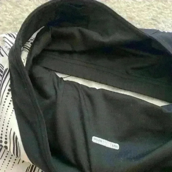 Lululemon wet dry warm tank top - Picture 5 of 5